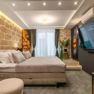 Vip Gold Couette-café Pag Town